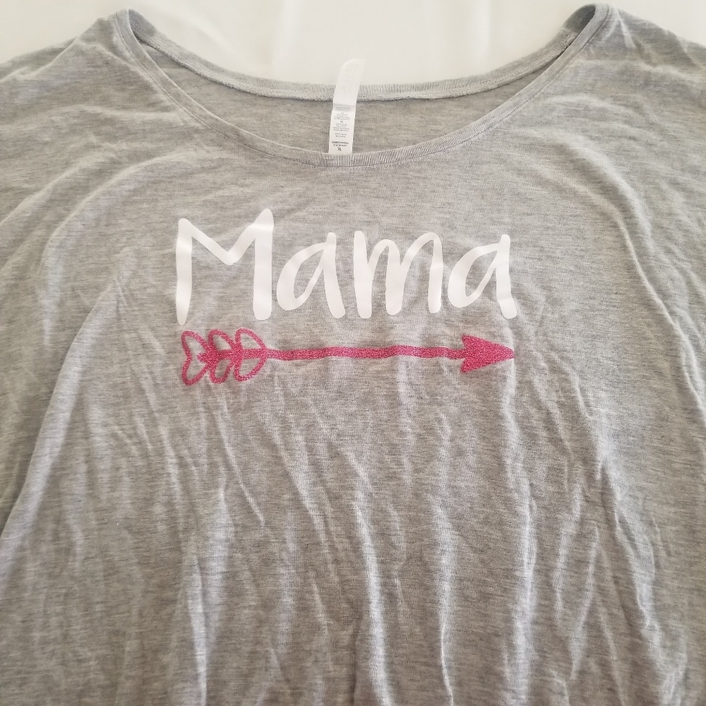 💜5 for $25! Mama Tshirt